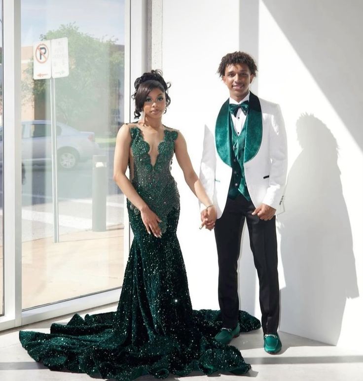 Gorgeous Mermaid V Neck Dark Green Velvet Beaded Long Prom Dress,Evening Dress GG1933