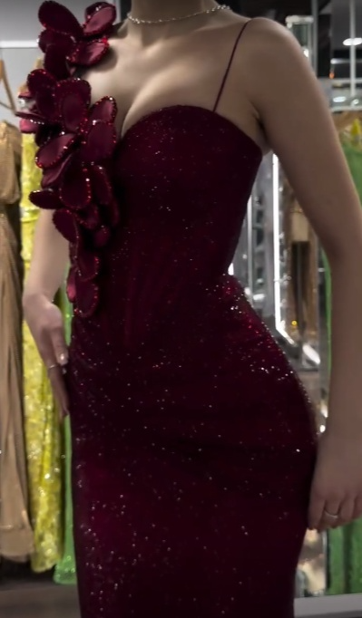 Glamorous Mermaid Spaghetti Straps Burgundy Sequin Flowers Long Prom Dress,Evening Dress GG1998