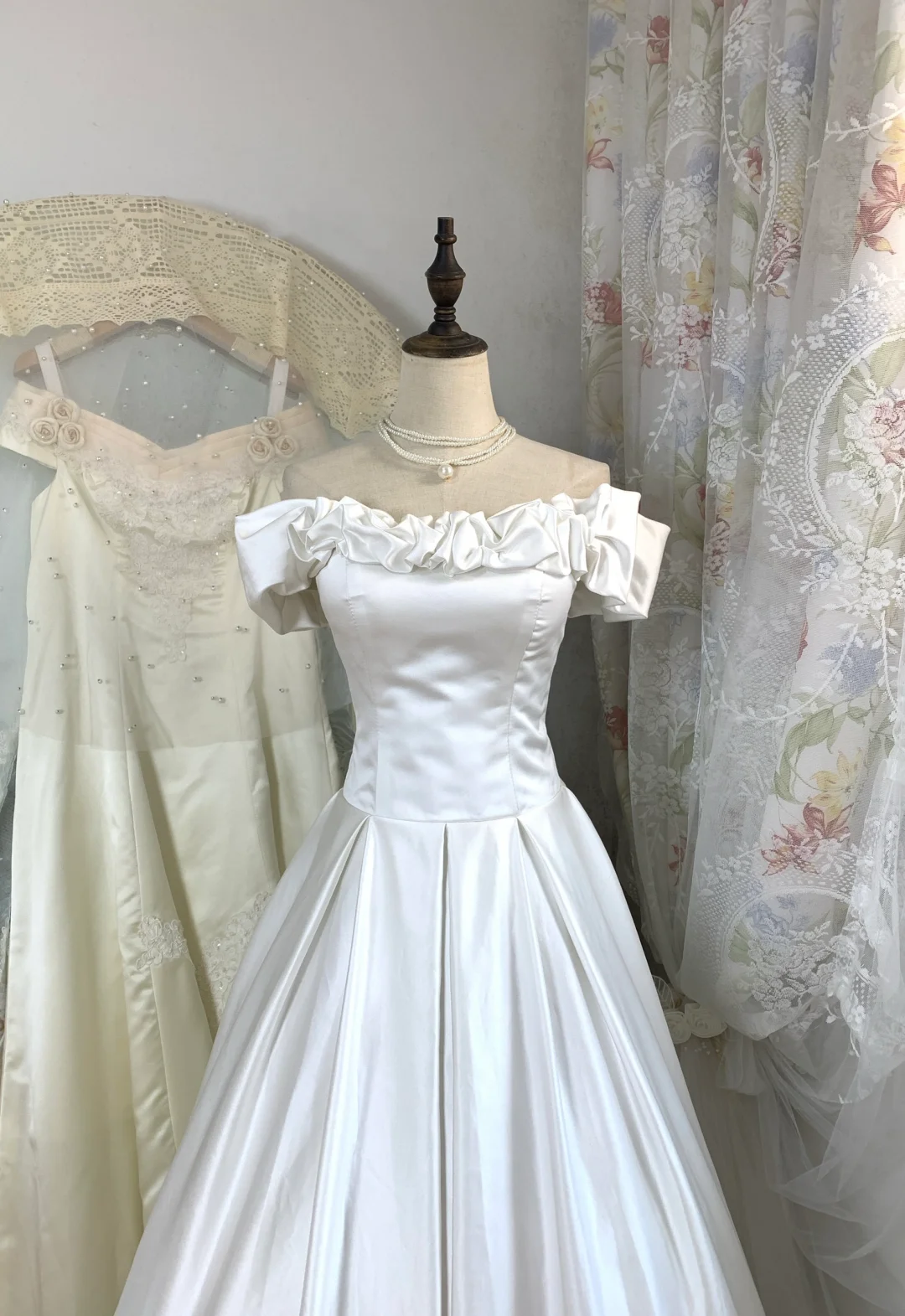 Elegant A Line Off The Shoulder White Satin Long Prom Dress, Party Dress, Evening Dress GG2933