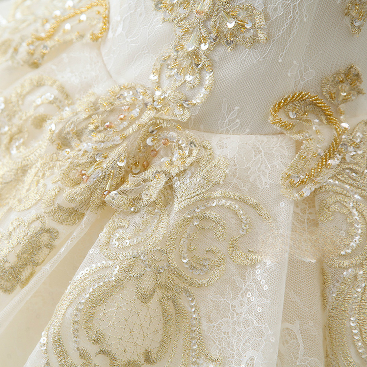 Timeess Ball Gown Off The Shoulder Tulle Lace Applique Long Wedding Dress GG2972