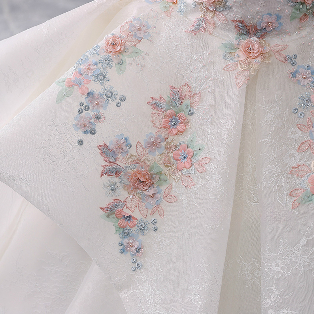 Dreamy Ball Gown Off The Shoulder Lace Applique Long Wedding Dress GG2973