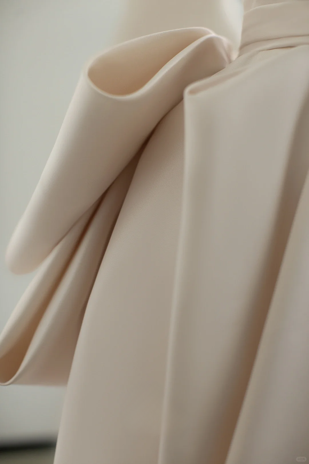 Unique Ball Gown V Neck Light Champagne Satin Lace Long Wedding Dress GG2990