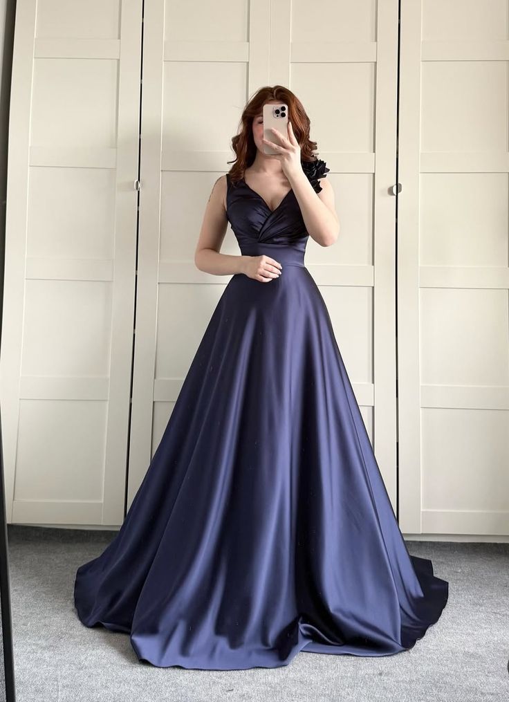 Elegant A Line V Neck Navy Satin Long Mother Of Bride Dress,Evening Dress GG3058