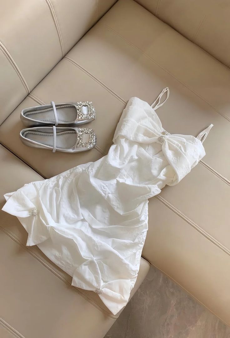 Pretty White A Line Spaghetti Straps Satin Short Prom Dress,Homecoming Dress,Birthday Dress GG3205