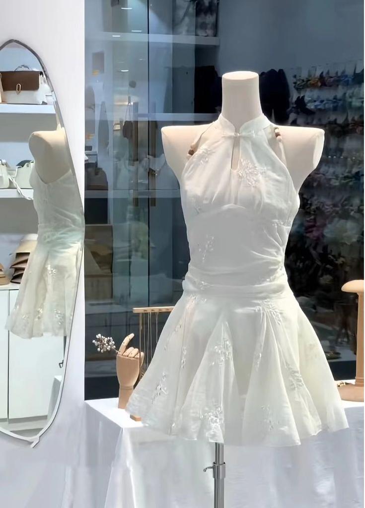 Chic A Line Halter Satin Short Prom Dress,Homecoming Dress,Birthday Dress GG3292