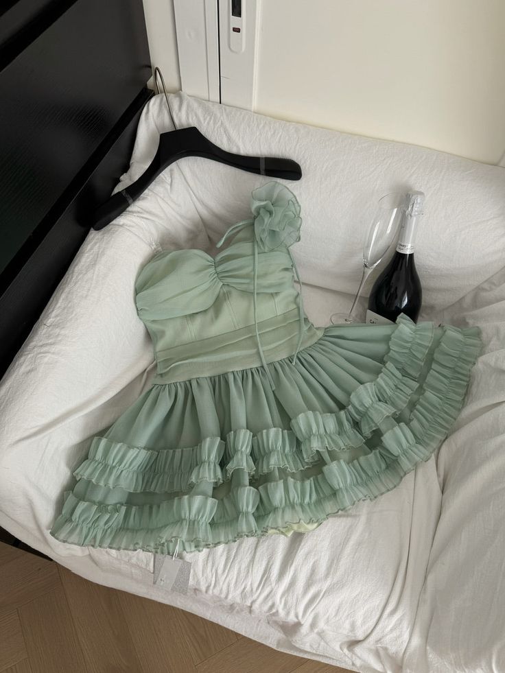 Chic A Line Spaghetti Straps Chiffon Short Prom Dress,Homecoming Dress,Birthday Dress GG3354