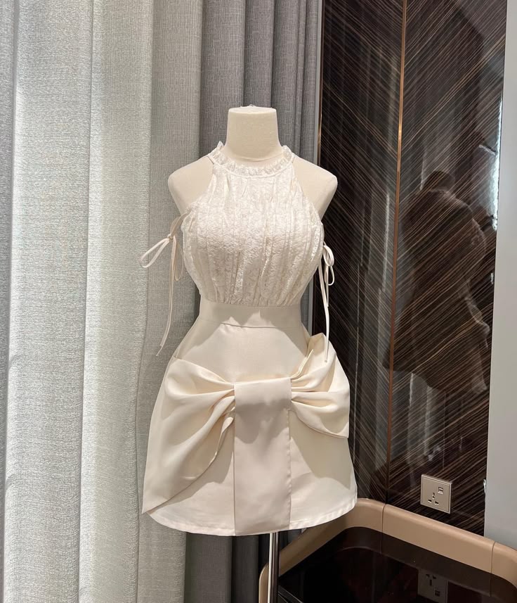 Chic A Line Halter Satin Bow Short Prom Dress,Homecoming Dress,Birthday Dress GG3503