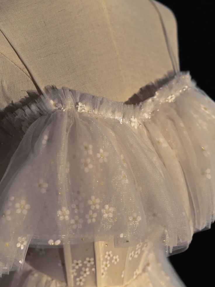 Elegant A Line Spaghetti Straps Light Champagne Tulle Daisy Long Prom Dress,Evening Dress GG477