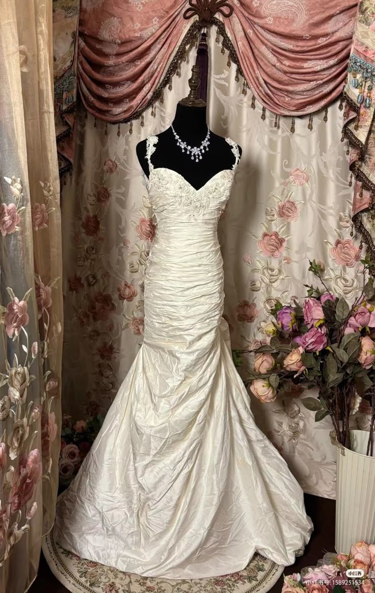 Elegant Mermaid Sapghetti Straps Satin Lace Without Sleeves Long Prom Dress,Evening Dress GG5441