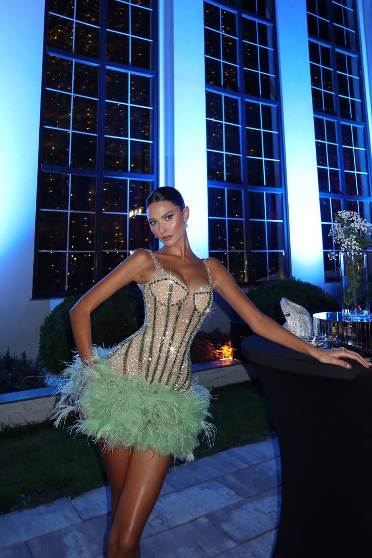 Pretty Sheath Straps Sequin Mint Green Short Formal 8th Grade Homecoming Dresses Summer Middle School Hoco Dress 6th Grade Graduation Outfits DH448