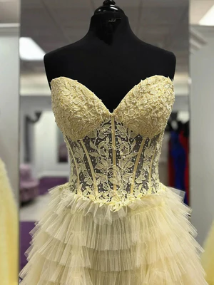 Elegant Sweetheart Neck Yellow  Lace Prom Dresses, Strapless Multi Layers Long Lace Formal Dresses  GG023
