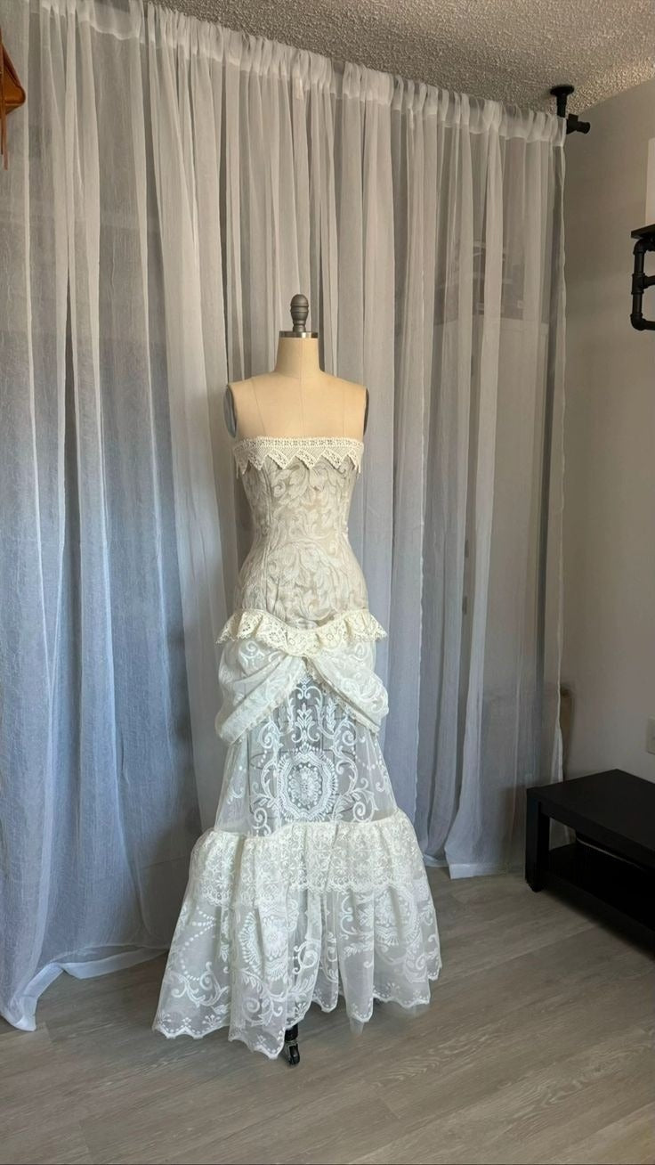 Elegant Mermaid Strapless light Ivory Lace Long Prom Dress,Wedding Dress,Evening Dress GG2026