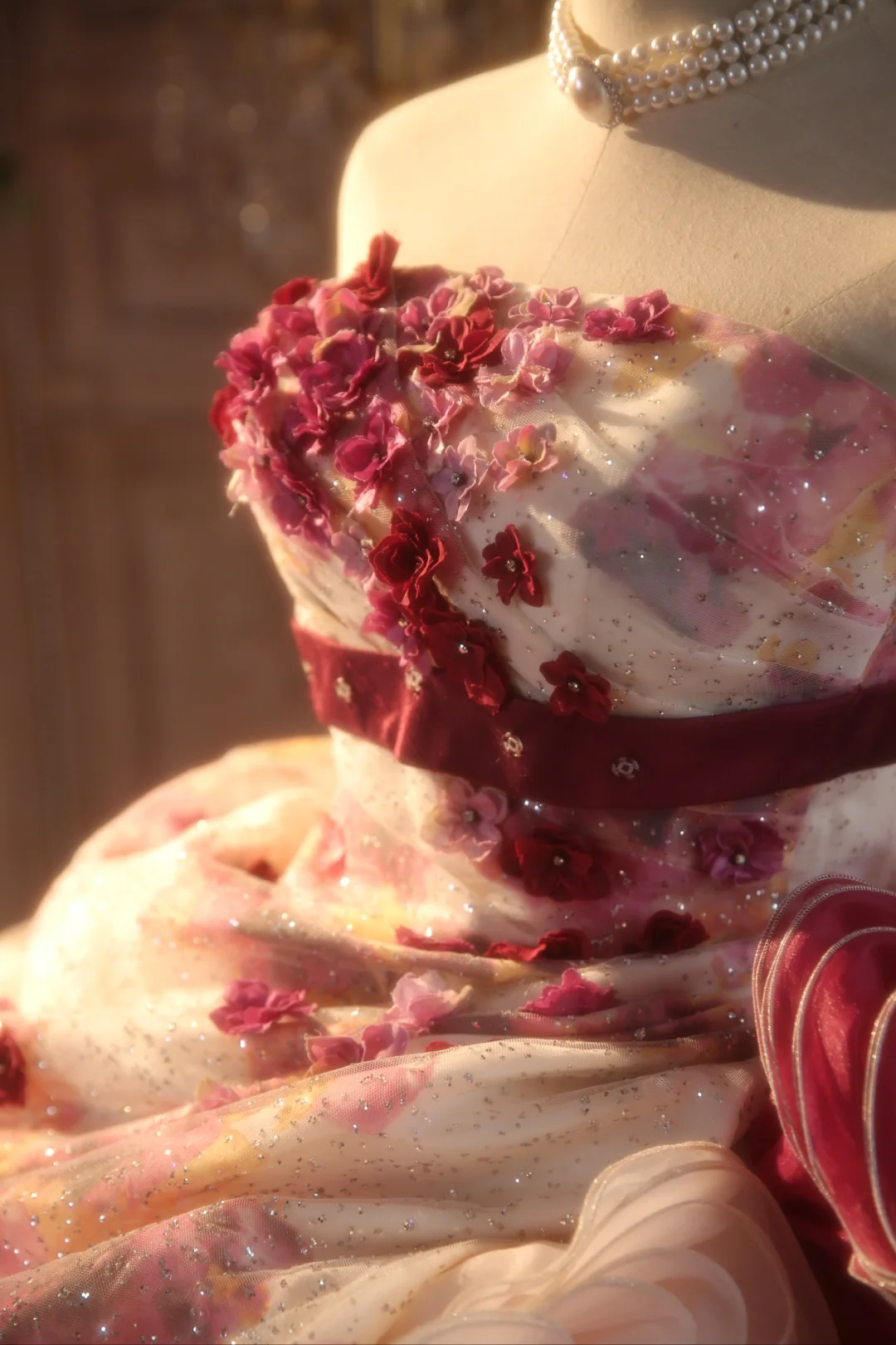 Stunning Ball Gown Strapless Tulle Applique Long Prom Dress, Party Dress, Evening Dress GG2874