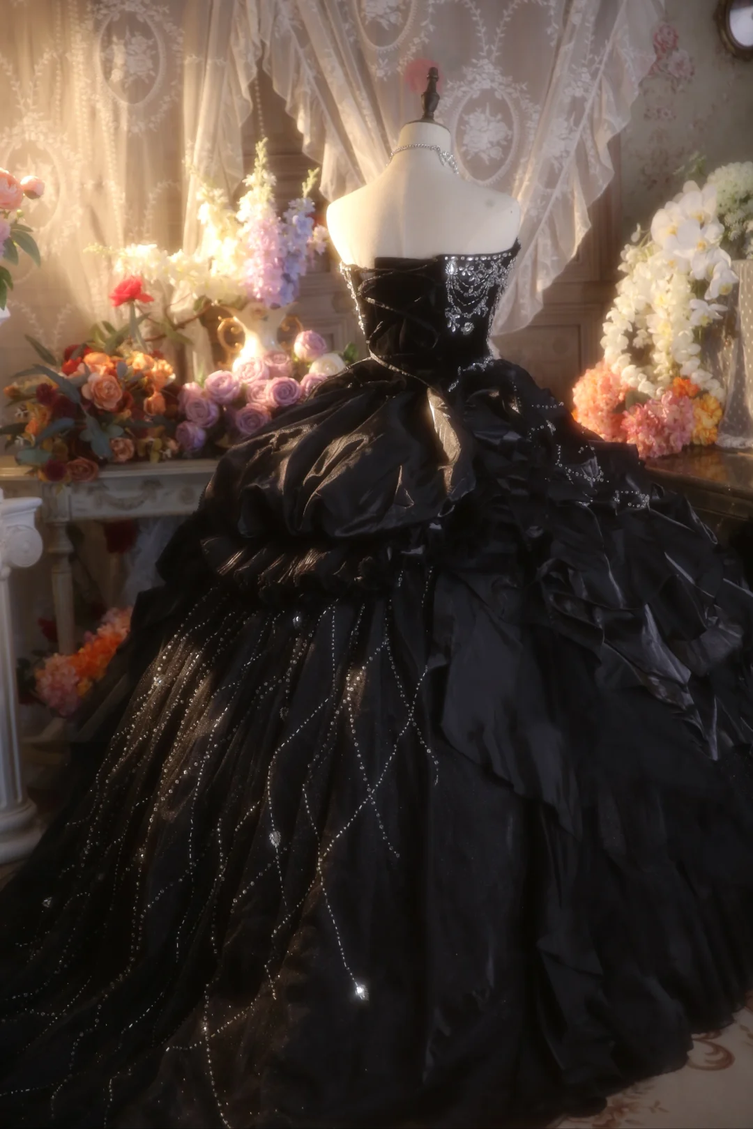 Vintage Ball Gown Strapless Black Satin Beaded Long Prom Dress, Party Dress, Evening Dress GG2877