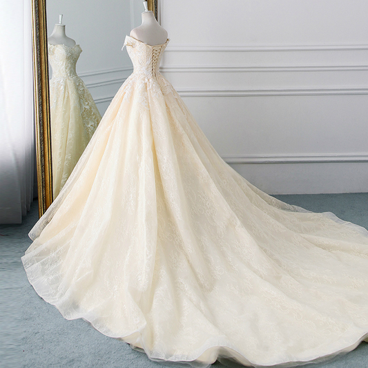 Classic Ball Gown Off The Shoulder Champagne Tulle Lace Applique With Train Long Wedding Dress GG2970