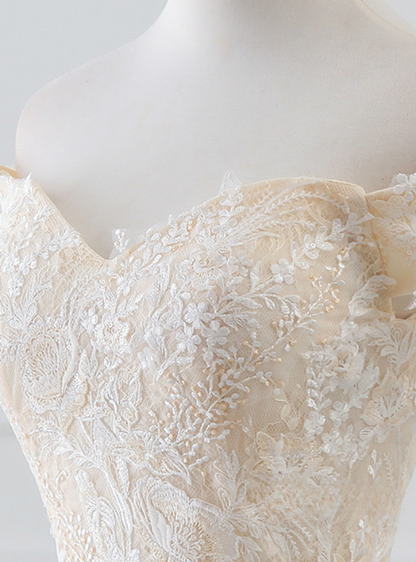 Classic Ball Gown Off The Shoulder Champagne Tulle Lace Applique With Train Long Wedding Dress GG2970