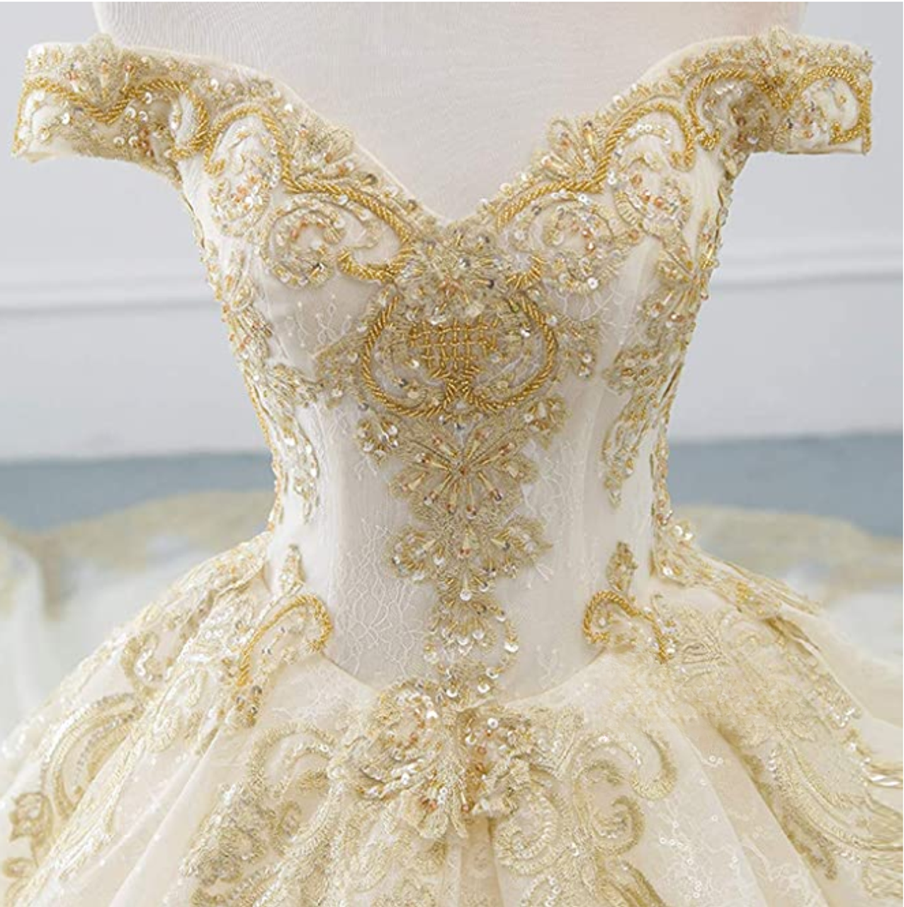 Timeess Ball Gown Off The Shoulder Tulle Lace Applique Long Wedding Dress GG2972