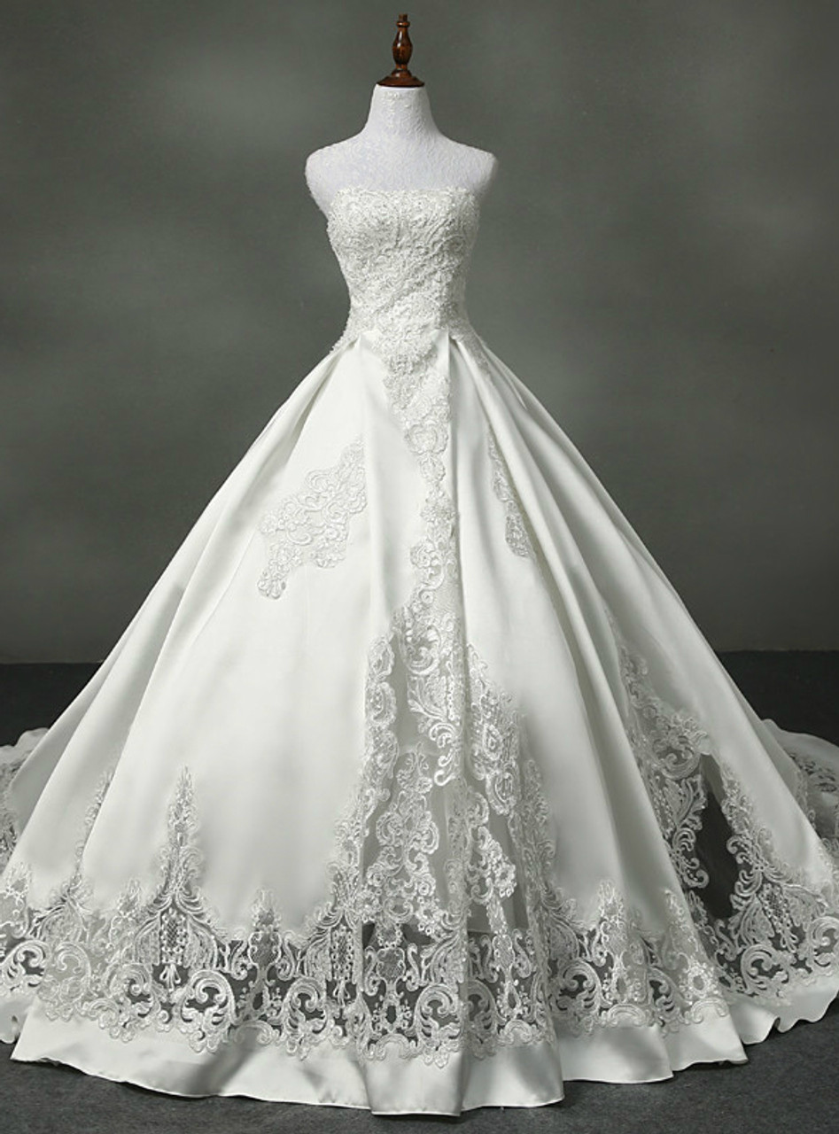 Classic Ball Gown Strapless White Satin Lace Applique Long Wedding Dress GG2974