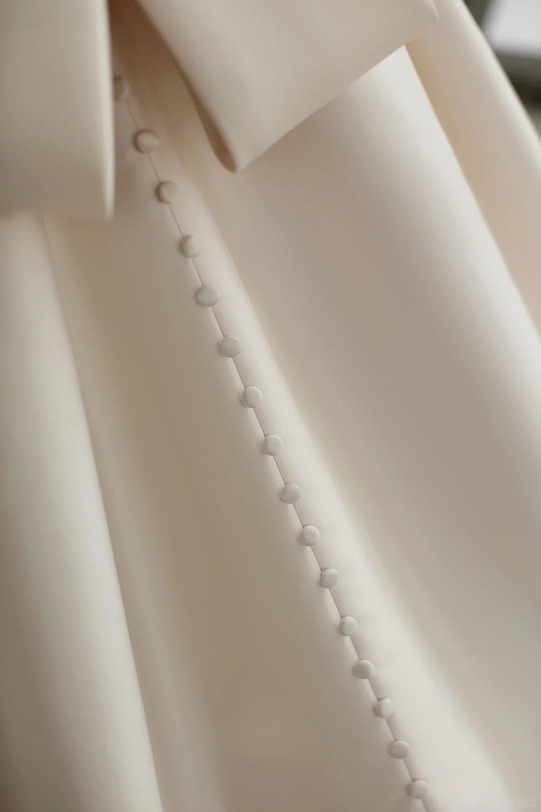 Unique Ball Gown V Neck Light Champagne Satin Lace Long Wedding Dress GG2990