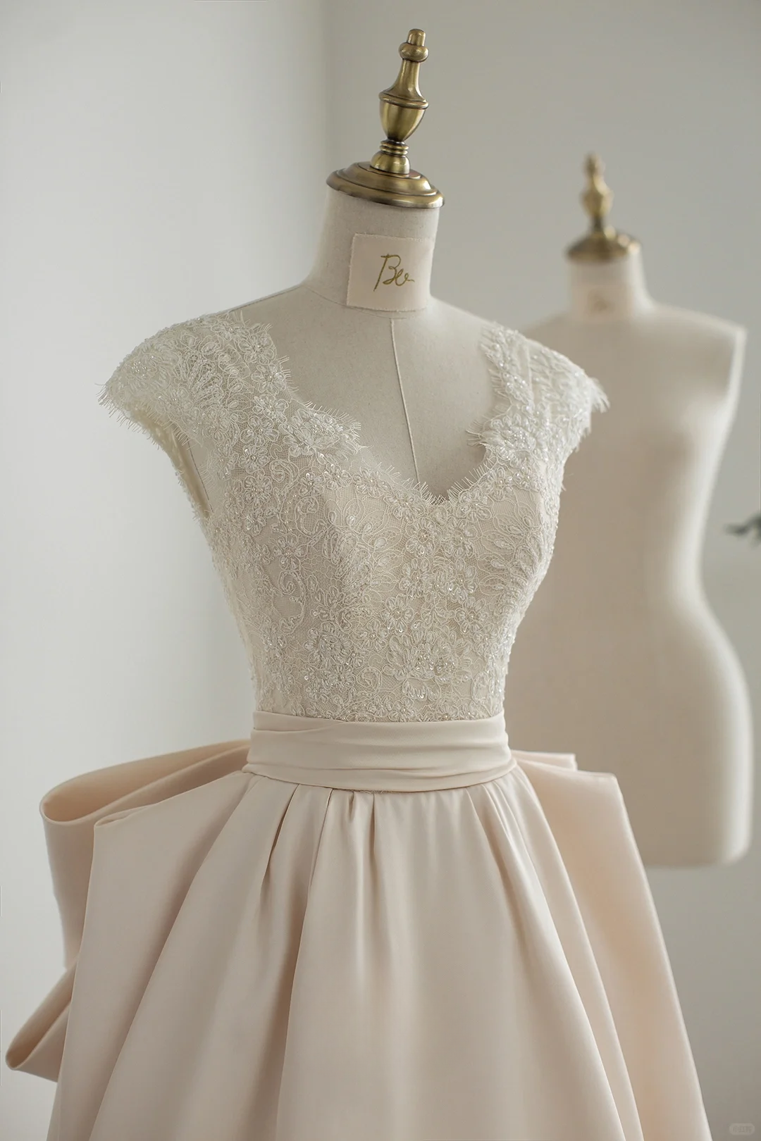 Unique Ball Gown V Neck Light Champagne Satin Lace Long Wedding Dress GG2990