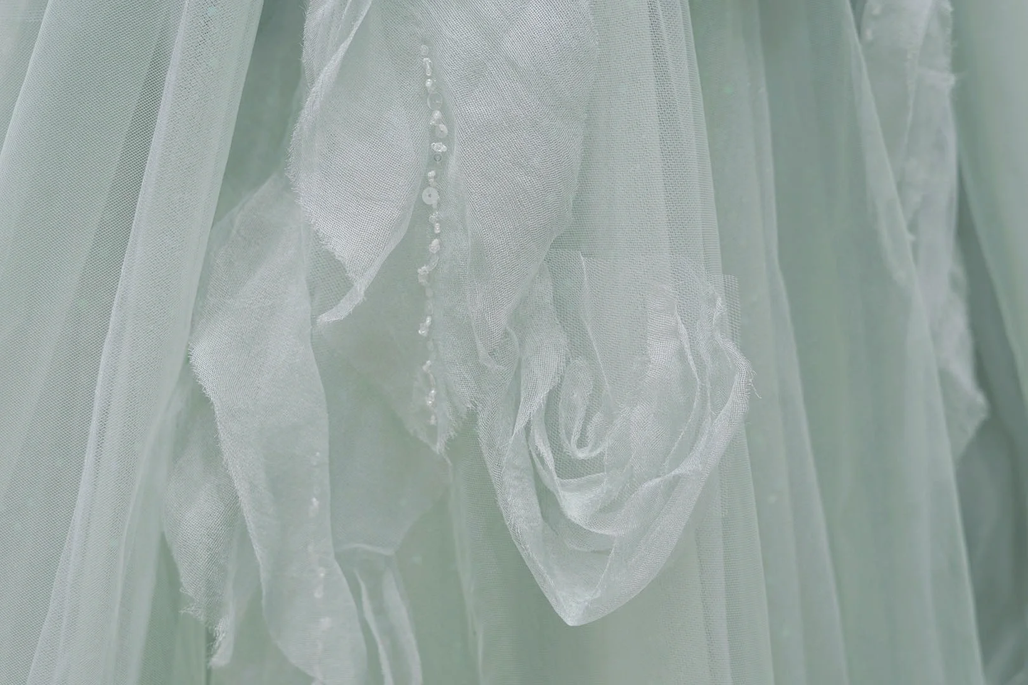 Pretty Ball Gown Strapless Tiffany Blue Tulle Long Wedding Dress GG2993