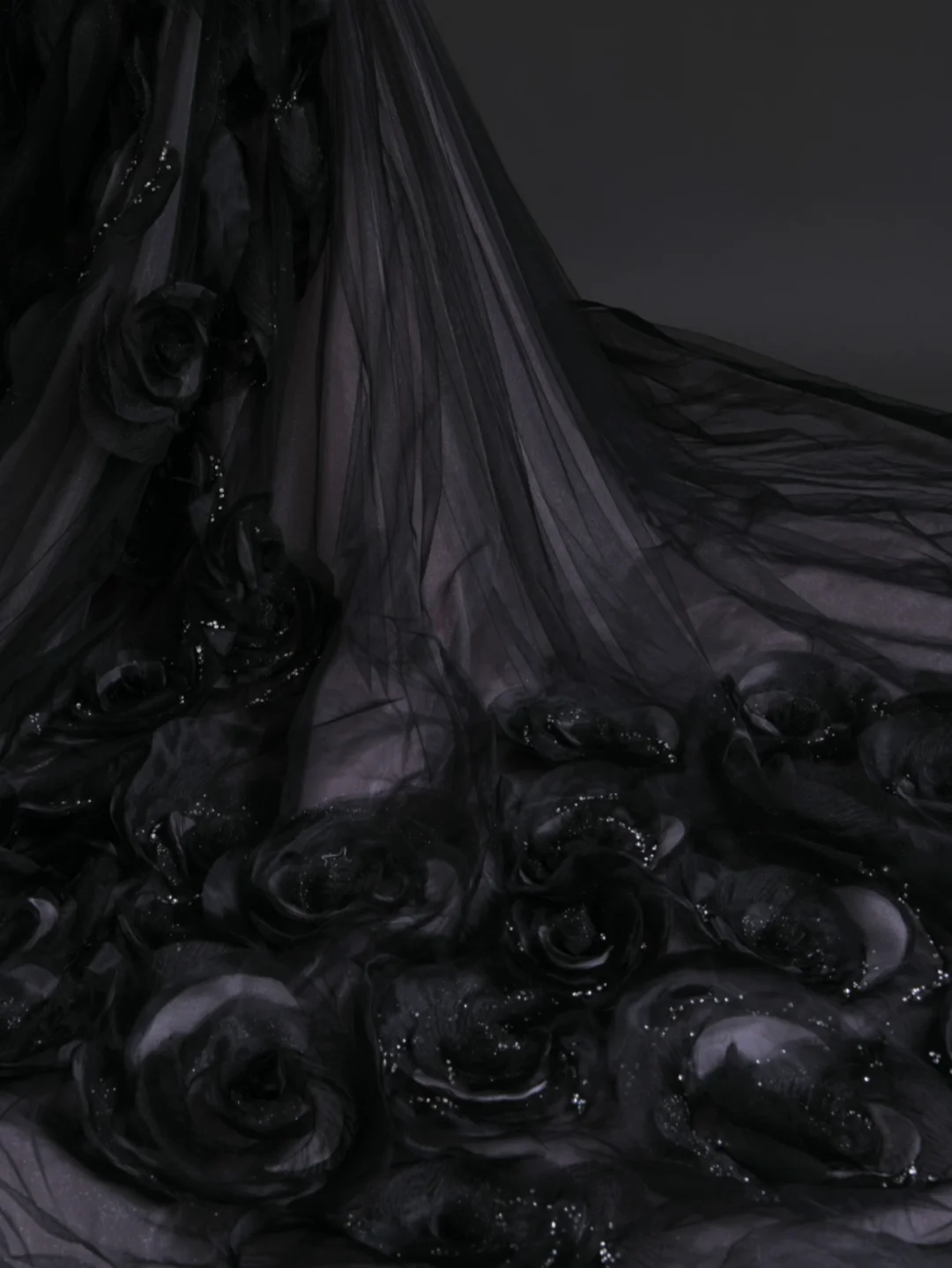 Unique Black Ball Gown Strapless Satin Tulle Flowers Long Wedding Dress GG2999