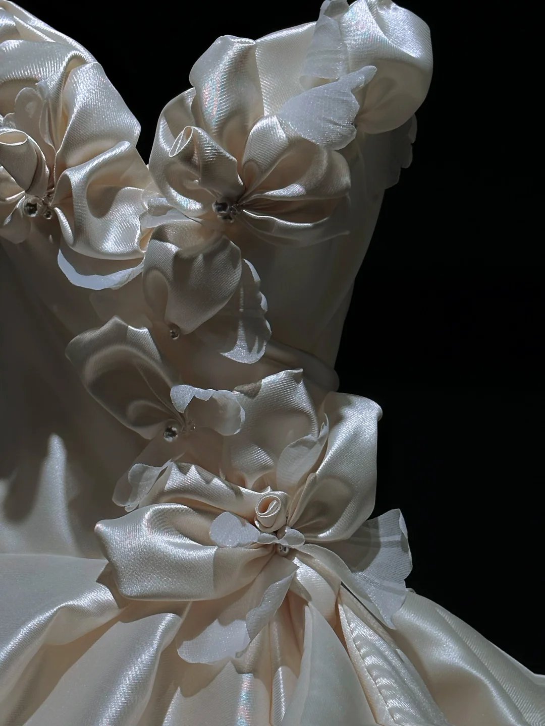 Vintage Ball Gown Spaghetti Straps Satin Flowers With Wedding Veil Long Wedding Dress GG3001