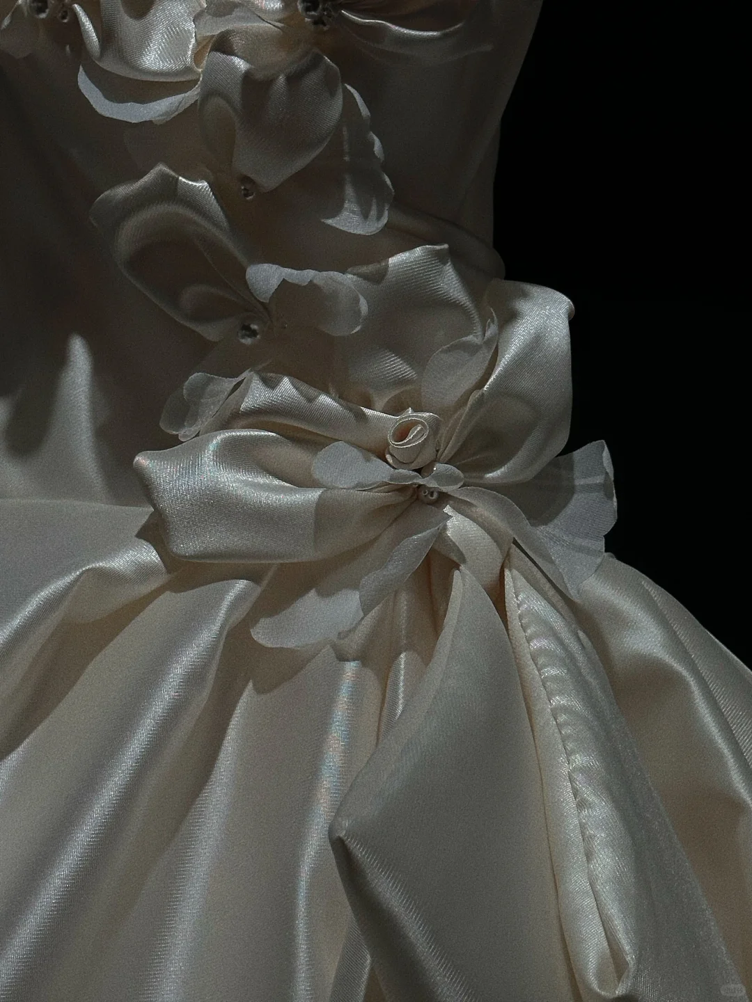 Vintage Ball Gown Spaghetti Straps Satin Flowers With Wedding Veil Long Wedding Dress GG3001