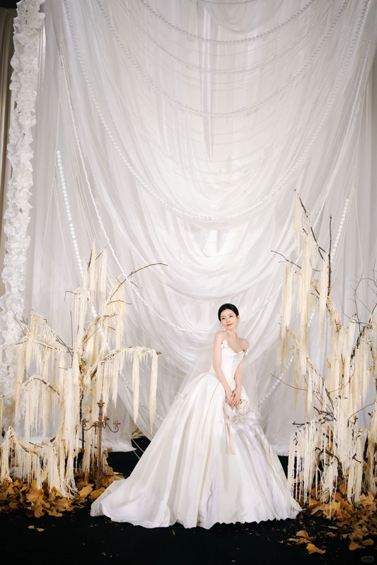 Princess Ball Gown Strapless White Satin With Veil Long Wedding Dress GG3018