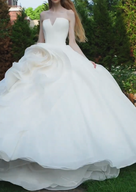 Vintage Ball Gown Strapless White Satin Tulle With Veil Long Wedding Dress GG3019