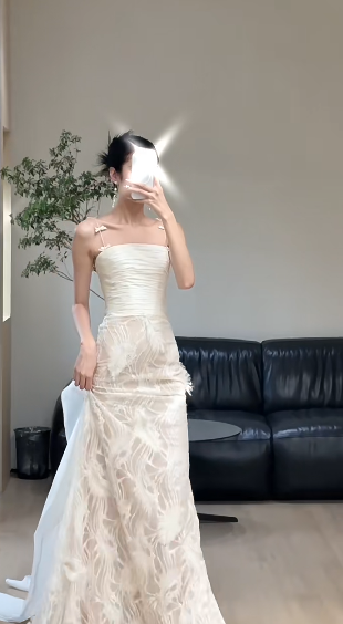 Unique Mermaid Spaghetti Straps Satin Lace Long Wedding Dress GG3023