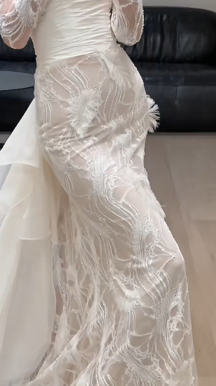 Unique Mermaid Spaghetti Straps Satin Lace Long Wedding Dress GG3023