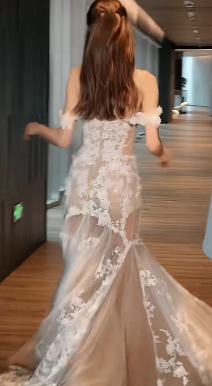 Gorgeous Mermaid Off The Shoulder White Tulle Lace With Veil Long Wedding Dress GG3029