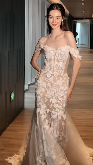 Gorgeous Mermaid Off The Shoulder White Tulle Lace With Veil Long Wedding Dress GG3029