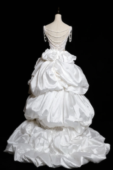 Vintage Ball Gown Spaghetti Straps White Satin Beaded Pleated Long Wedding Dress GG3035