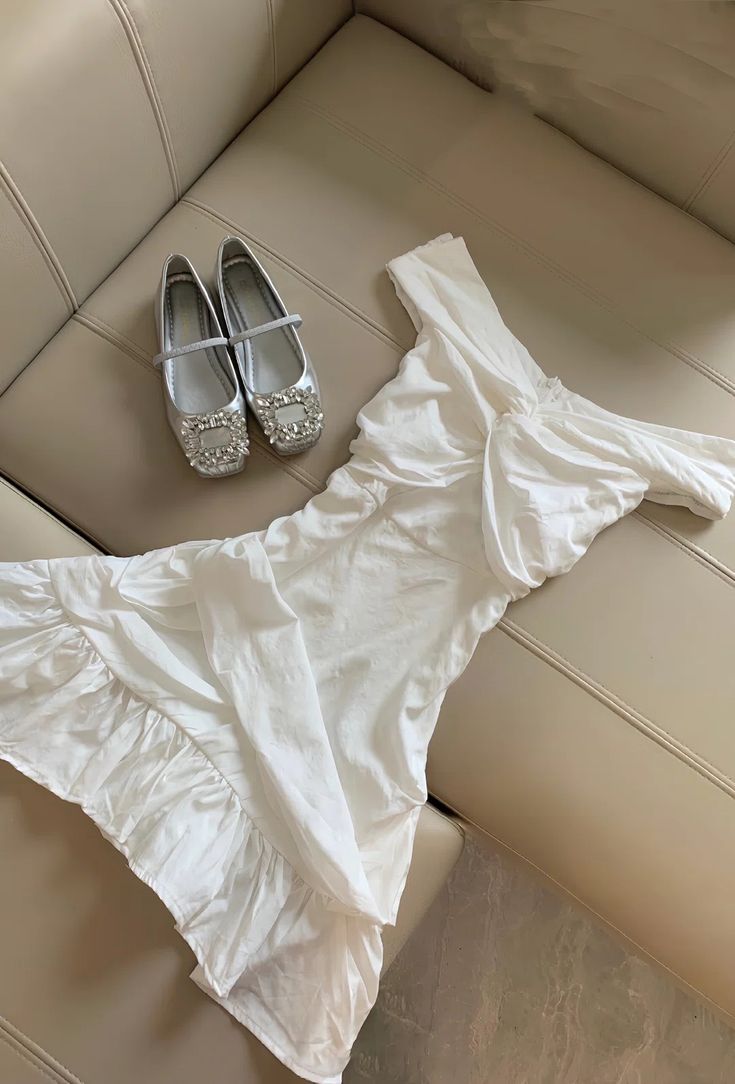 White A Line Off The Shoulder Satin Short Prom Dress,Homecoming Dress,Birthday Dress GG3153