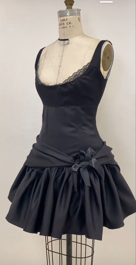 Unique Black A Line Low Collar Satin Lace Short Prom Dress,Homecoming Dress,Birthday Dress GG3215