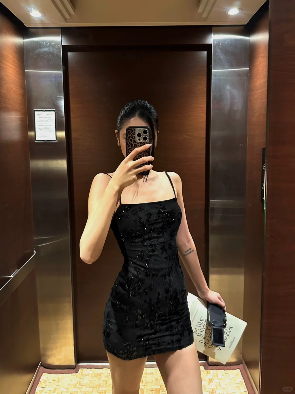 Charming Mermaid Spaghetti Straps Black Satin Sequin Short Homecoming Dress,Summer 22th Birthday Dress GG3854