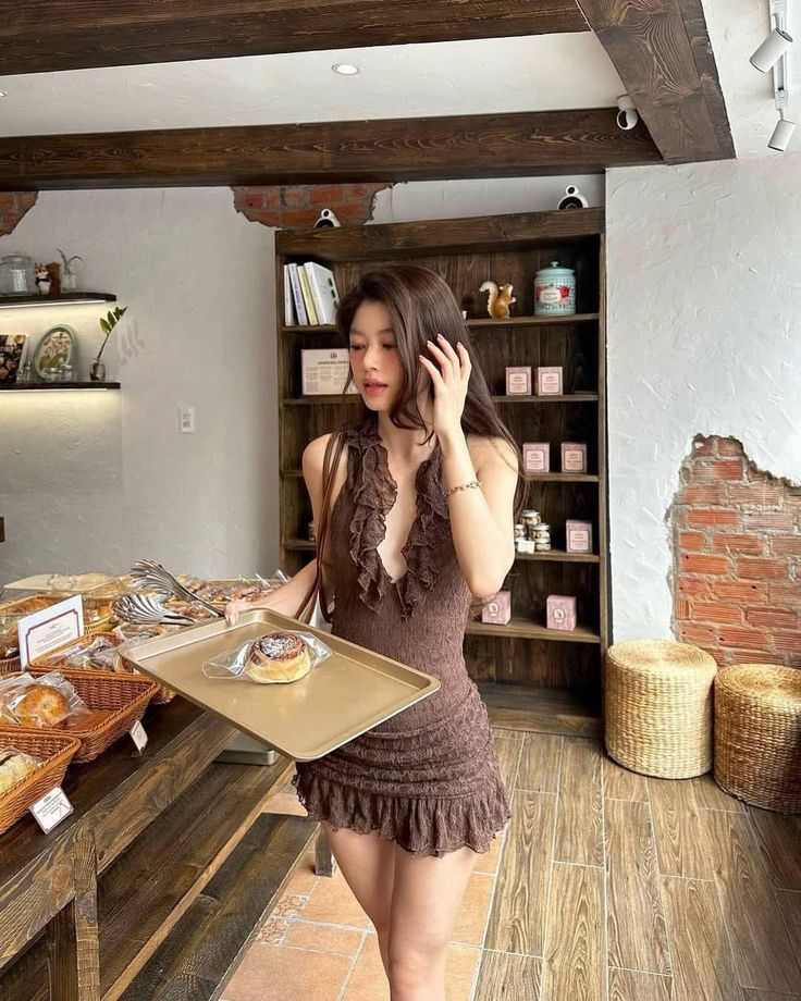 Brown Classy A Line Halter Lace Short Homecoming Dress,Summer 17th Birthday Dress GG4006