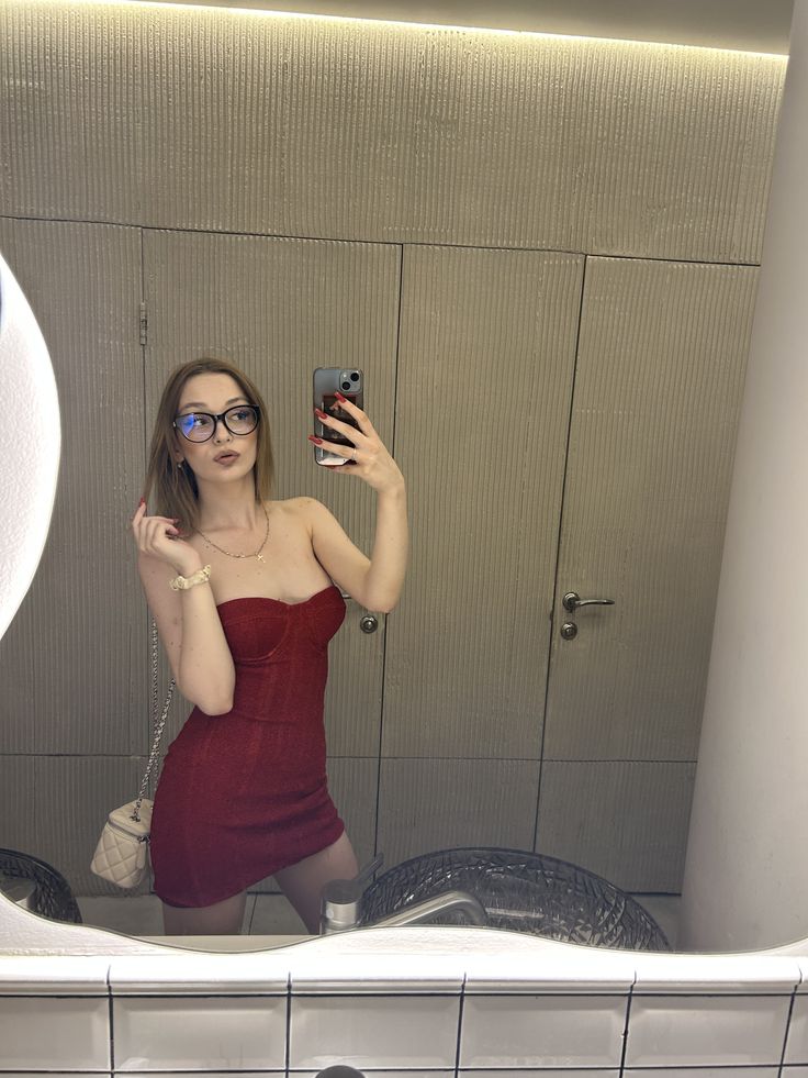 Burgundy Mermaid Strapless Satin Short Homecoming Dress,Summer 19th Birthday Dress GG4150