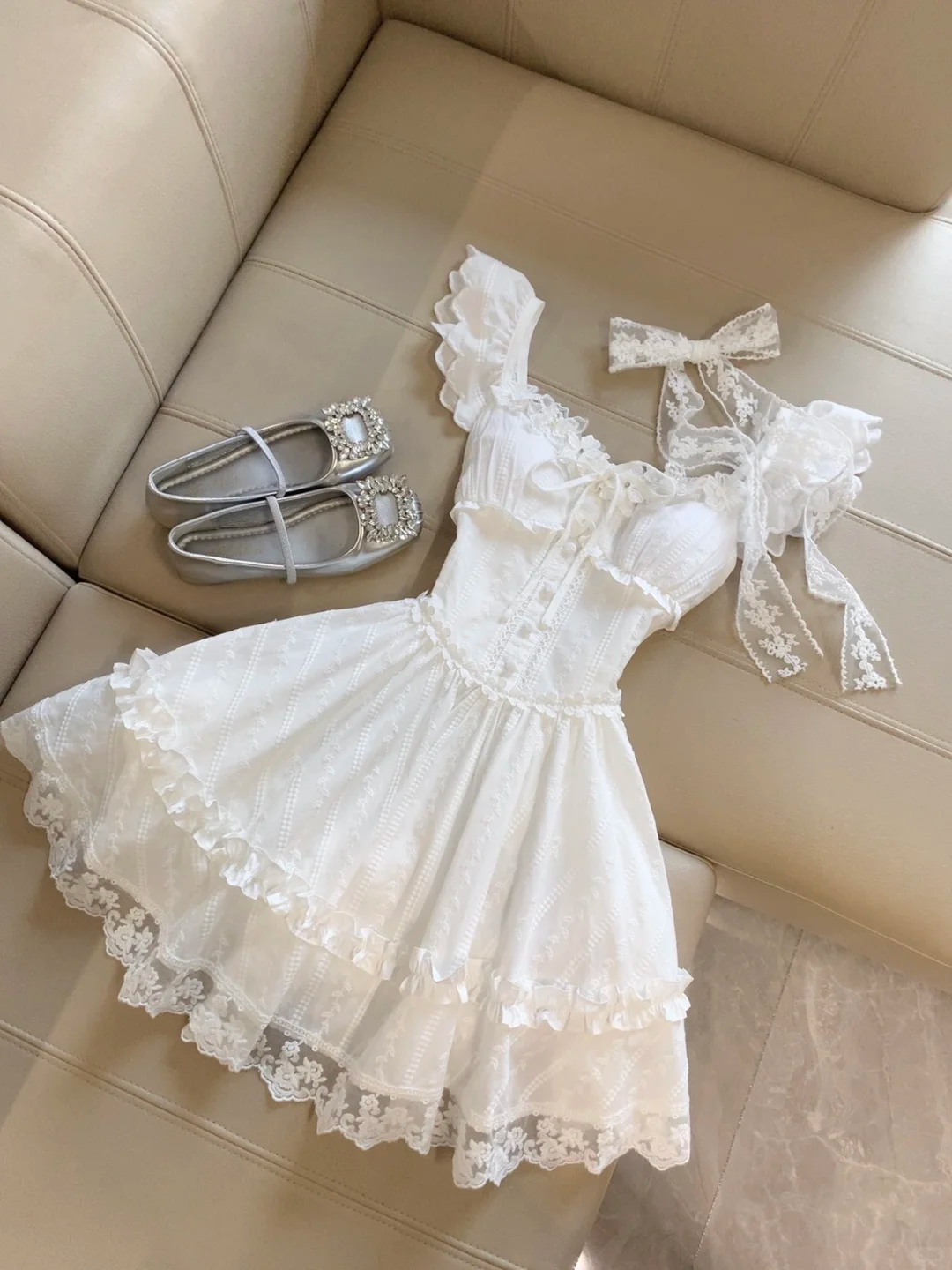 Pretty A Line Sweetheart White Satin Lace Short Homecoming Dress,Summer 18th Birthday Dress GG4161