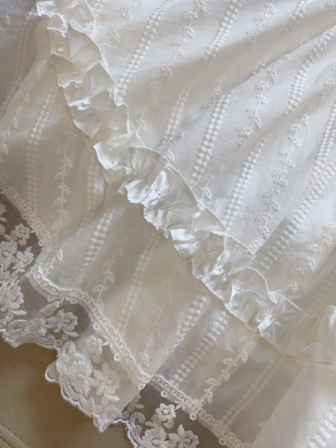 Pretty A Line Sweetheart White Satin Lace Short Homecoming Dress,Summer 18th Birthday Dress GG4161