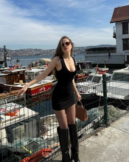 Sexy Black Mermaid U Neck Satin Short Homecoming Dress,Summer 19th Birthday Dress GG4262