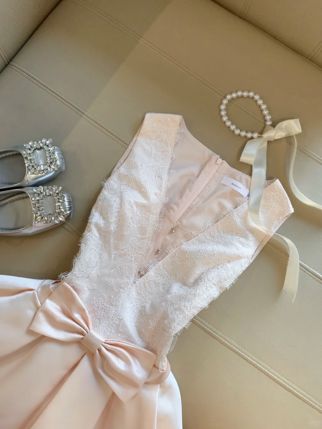 Elegant A Line V Neck Satin Lace Bow Short Homecoming Dress,Summer 18th Birthday Dress GG4280