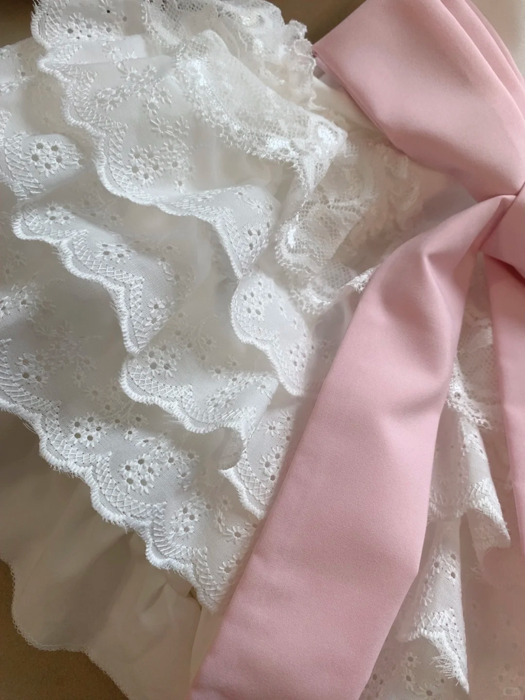 Princess A Line Halter White Satin Lace With Bow Short Homecoming Dress,Summer 16th Birthday Dress GG4325