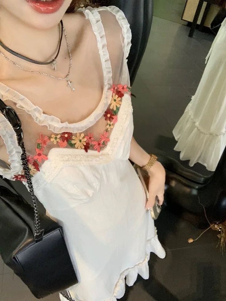 Chic Pretty A Line U Neck Satin Applique Long Prom Dress,Evening Dress GG5103