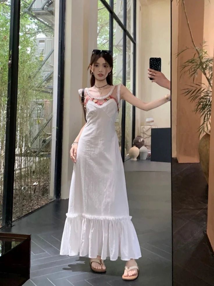 Chic Pretty A Line U Neck Satin Applique Long Prom Dress,Evening Dress GG5103