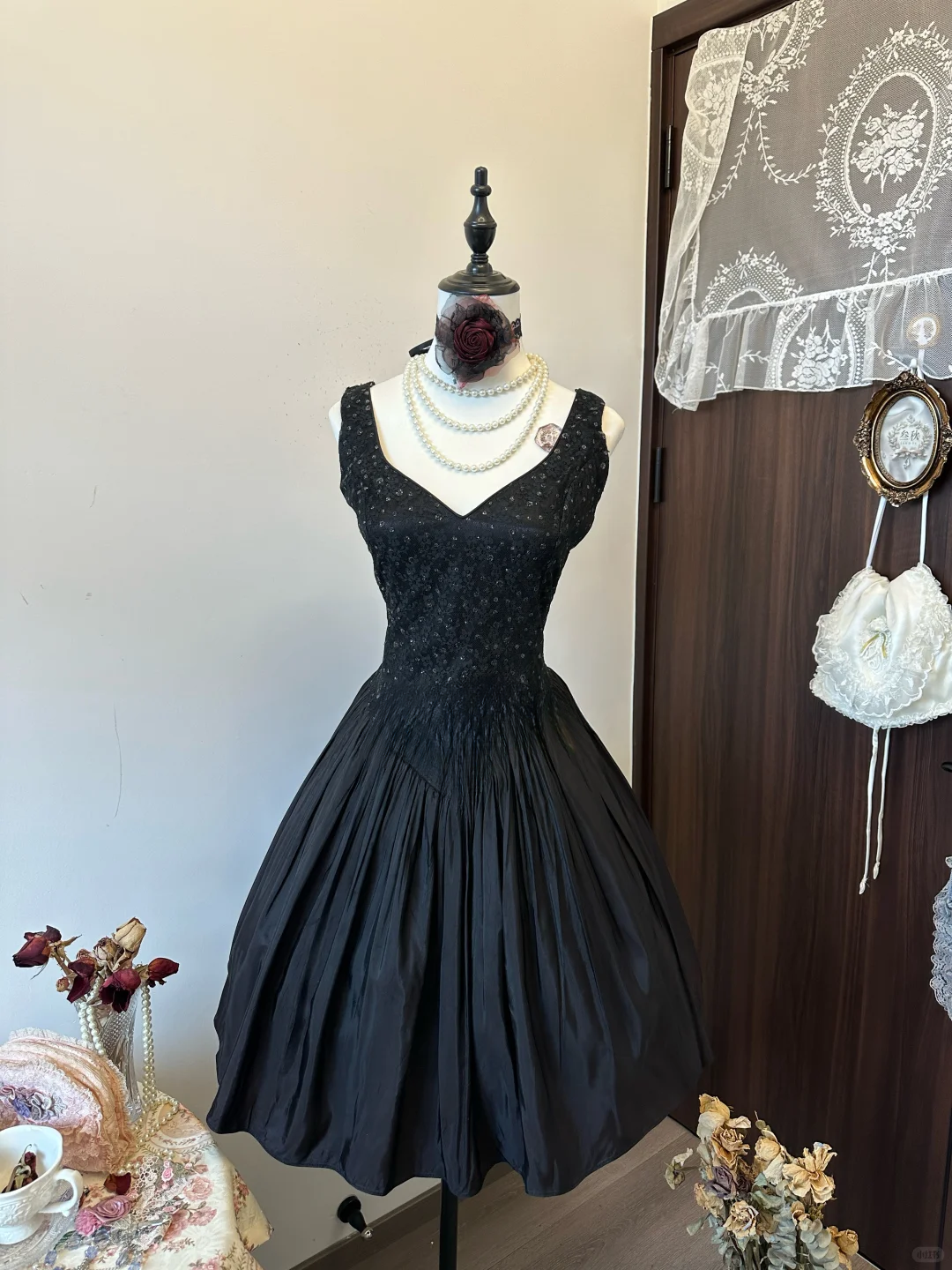 Pretty Black A Line Satin Short Homecoming Dress,Vacation Dress,20th Birthday Dress GG5133