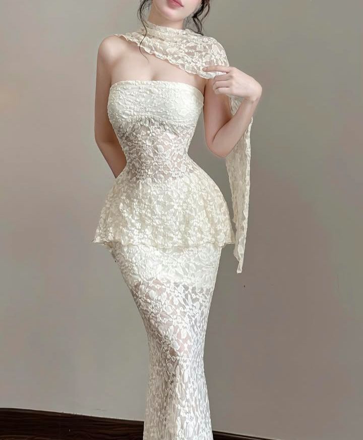 Chic Mermaid Strapless Lace Without Sleeves Long Prom Dress,Evening Dress GG5310