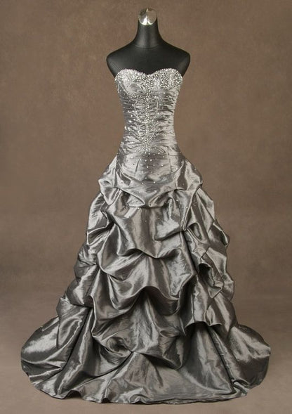 Chic Gray Ball Gown Sweetheart Satin Beaded Without Sleeves Long Prom Dress,Evening Dress GG5447